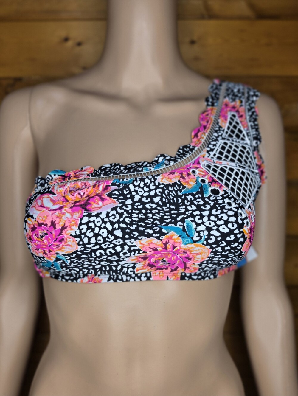 ❤️ NWT O'RAGEOUS' One-Shoulder Floral & Animal Print Bikini Top Floral Size S